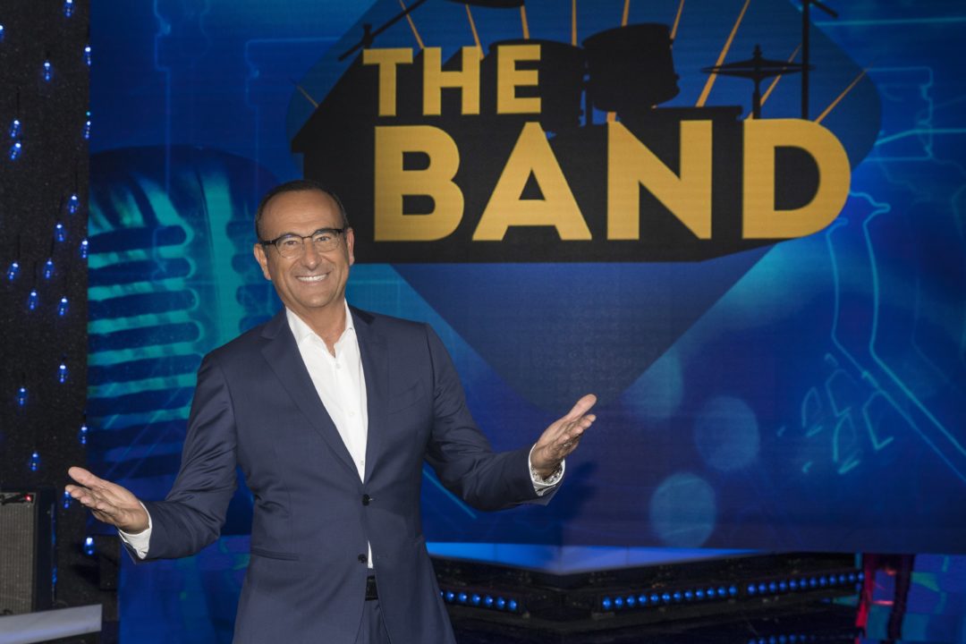 ‘THE BAND’, IL PRIMO TALENT DI GRUPPI MUSICALI. SU RAI1, TANTO SOUND E TUTTA L’ENERGIA DEI GRANDI ‘LIVE’, DA VENERDI 22/4. In giuria: Carlo Verdone, Gianna Nannini e Asia Argento