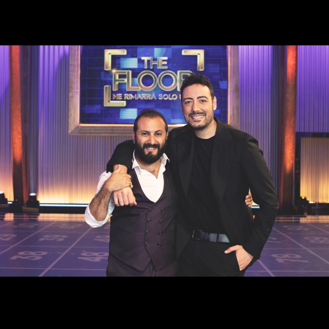 “THE FLOOR Ne rimarrà solo uno –   È in arrivo su Rai2 la nuova edizione del game show THE FLOOR!”